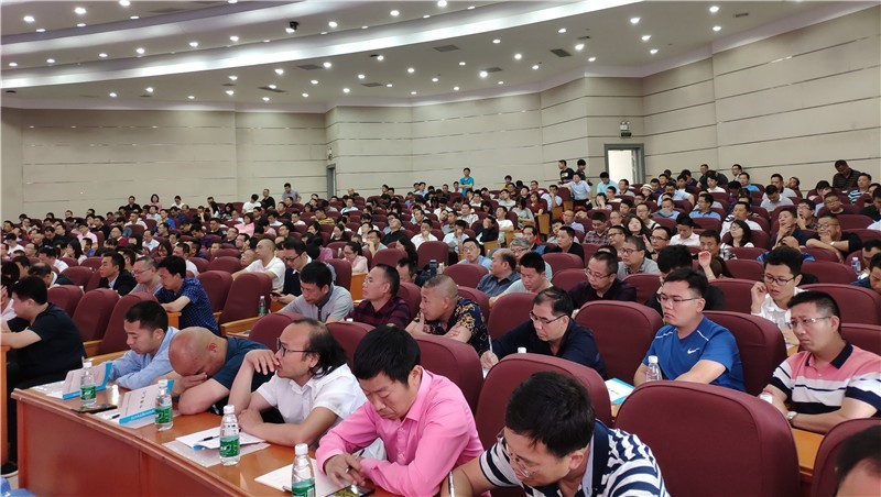 图为2019年举办“高考新政下学校的挑战和应对研讨会”。