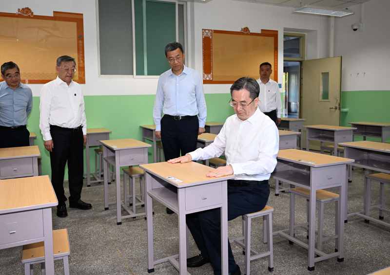 丁薛祥在山西调研时强调 守好公平公正“生命线” 确保实现“平安高考”目标